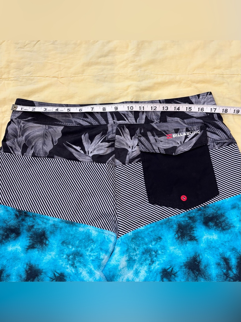 EUC Billabong Platinum X Tribong Boardshorts, Men Size 33, Surf Swim - Picture 7 of 16